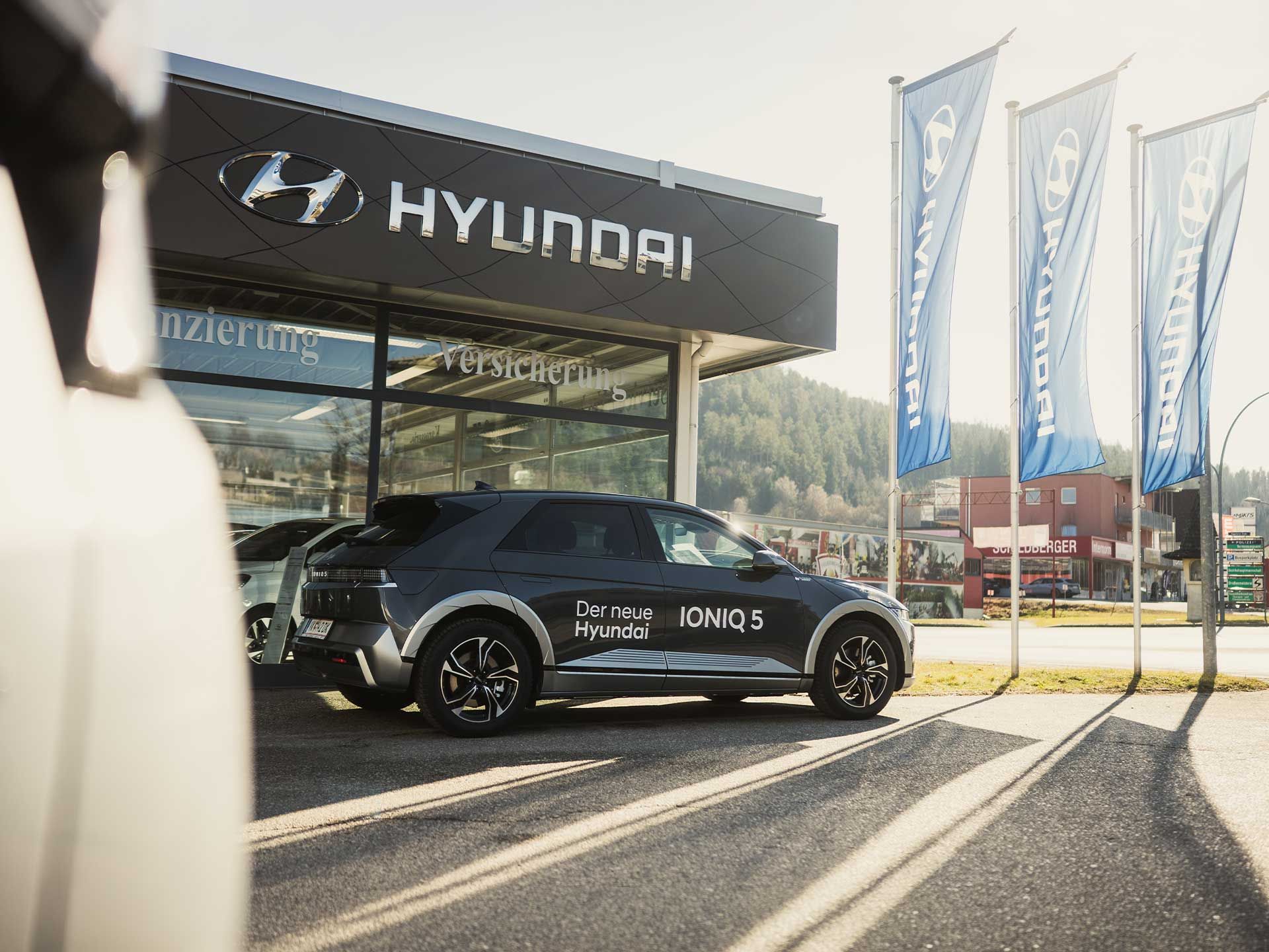 Autohaus Niemiez Schauraum und Gebäude in Völkermarkt